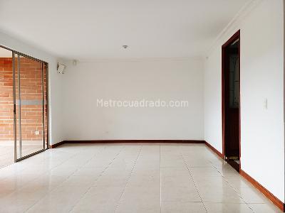 Casa de 3 alcobas en venta en Envigado, Envigado, 280 m² · foto 2 de 20