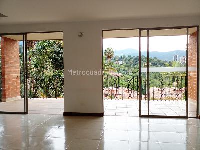 Casa de 3 alcobas en venta en Envigado, Envigado, 280 m² · foto 4 de 20