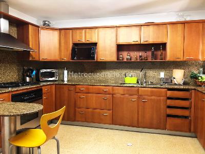 Casa en arriendo en El Poblado, Medellín · foto 5 de 20