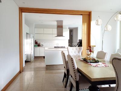 Casa de 3 alcobas en venta en Envigado, Envigado, 281 m² · foto 4 de 17