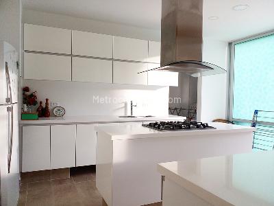 Casa de 3 alcobas en venta en Envigado, Envigado, 281 m² · foto 5 de 17