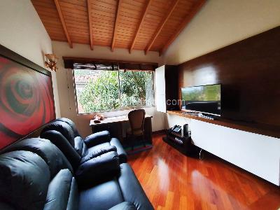 Casa de 4 alcobas en venta en El Poblado, Medellín, 412 m² · foto 10 de 19