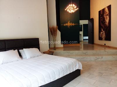 Casa de 4 alcobas en venta en El Poblado, Medellín, 500 m² · foto 16 de 20