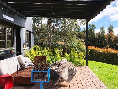 Casa de 5 alcobas en venta en Loma Del Escobero, Medellín, 300 m² · foto 16 de 20