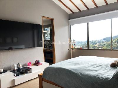 Casa de 5 alcobas en venta en Loma Del Escobero, Medellín, 300 m² · foto 8 de 20