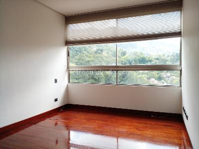 Apartamento en venta en El Poblado El Tesoro, Medellín · foto 12 de 20