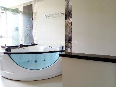 Apartamento en venta en El Poblado El Tesoro, Medellín · foto 17 de 20