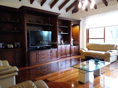 Casa de 4 alcobas en venta en El Poblado, Medellín, 1125 m² · foto 10 de 20