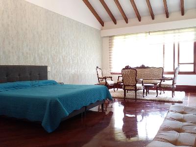 Casa de 4 alcobas en venta en El Poblado, Medellín, 1125 m² · foto 14 de 20