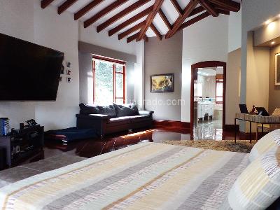 Casa de 4 alcobas en venta en El Poblado, Medellín, 1125 m² · foto 17 de 20
