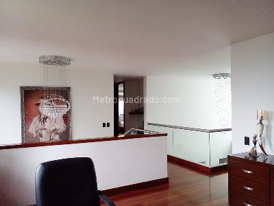 Casa de 3 alcobas en venta en El Poblado, Medellín, 372 m² · foto 10 de 19