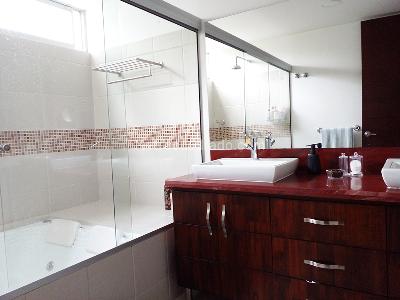 Casa de 3 alcobas en venta en El Poblado, Medellín, 372 m² · foto 16 de 19