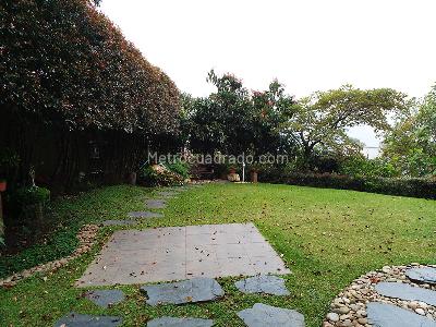 Casa de 3 alcobas en venta en El Poblado, Medellín, 372 m² · foto 18 de 19