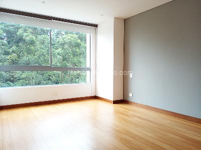 Apartamento de 3 alcobas en venta en El Poblado, Medellín, 240 m² · foto 13 de 17