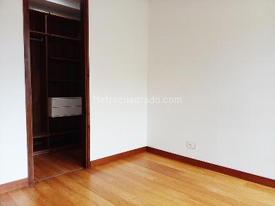 Apartamento de 3 alcobas en venta en El Poblado, Medellín, 240 m² · foto 9 de 17