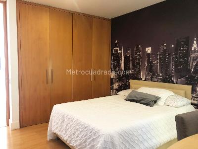 Casa de 5 alcobas en venta en El Poblado, Medellín, 437 m² · foto 14 de 19