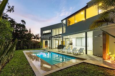 Casa de 5 alcobas en venta en El Poblado, Medellín, 437 m² · foto 18 de 19