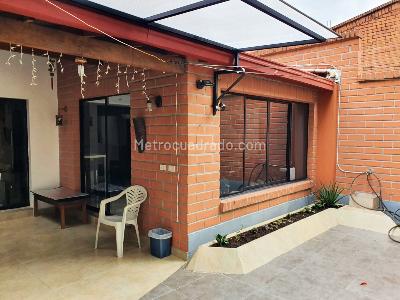Casa de 4 alcobas en arriendo en El Poblado, Medellín, 320 m² · foto 12 de 13