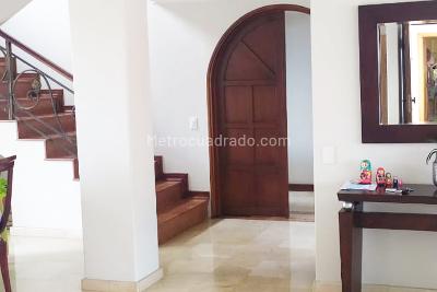 Apartamento de 4 alcobas en venta en El Poblado, Medellín, 238 m² · foto 3 de 13