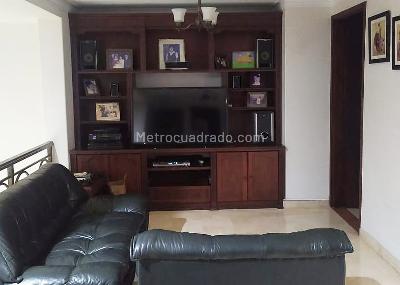 Apartamento de 4 alcobas en venta en El Poblado, Medellín, 238 m² · foto 4 de 13