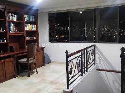 Apartamento de 4 alcobas en venta en El Poblado, Medellín, 238 m² · foto 5 de 13