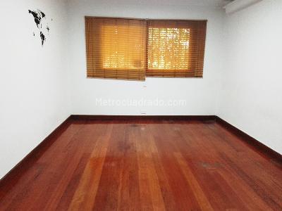 Casa de 5 alcobas en venta en El Poblado, Medellín, 400 m² · foto 13 de 20