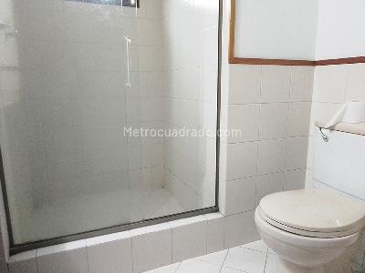Casa de 5 alcobas en venta en El Poblado, Medellín, 400 m² · foto 16 de 20