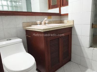 Casa de 5 alcobas en venta en El Poblado, Medellín, 400 m² · foto 17 de 20