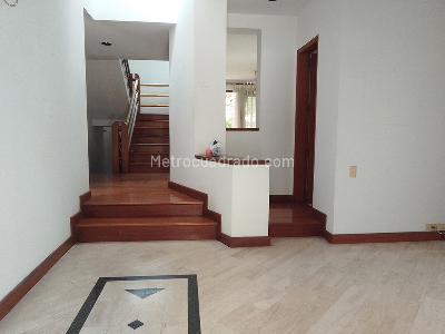 Casa de 5 alcobas en venta en El Poblado, Medellín, 400 m² · foto 4 de 20