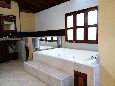 Casa de 3 alcobas en venta en Sabaneta, Sabaneta, 412 m² · foto 17 de 19