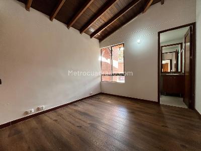 Casa en arriendo en El Poblado, Medellín · foto 13 de 19