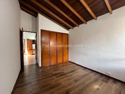 Casa en arriendo en El Poblado, Medellín · foto 14 de 19