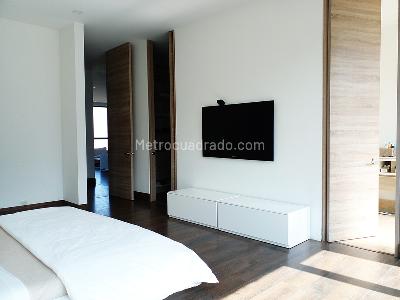 Apartamento de 3 alcobas en venta en El Poblado, Medellín, 312 m² · foto 10 de 18