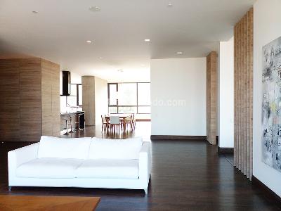 Apartamento de 3 alcobas en venta en El Poblado, Medellín, 312 m² · foto 3 de 18