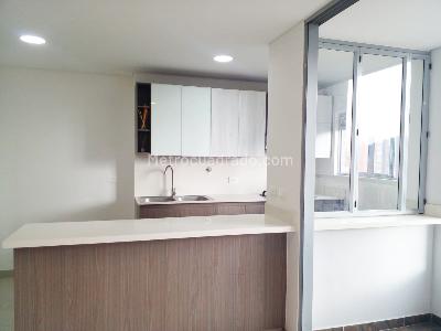 Apartamento en venta en Envigado, Envigado · foto 8 de 18
