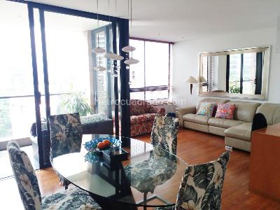 Apartamento de 2 alcobas en venta en El Poblado, Medellín, 190 m² · foto 2 de 17