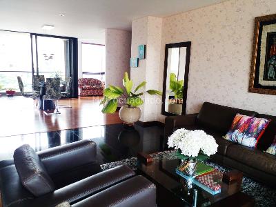 Apartamento de 2 alcobas en venta en El Poblado, Medellín, 190 m² · foto 3 de 17