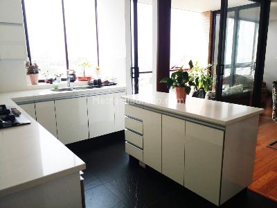 Apartamento de 2 alcobas en venta en El Poblado, Medellín, 190 m² · foto 6 de 17