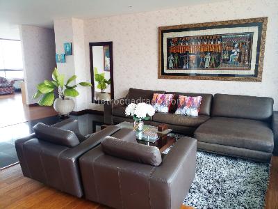 Apartamento de 2 alcobas en venta en El Poblado, Medellín, 190 m² · foto 8 de 17