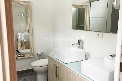 Casa de 3 alcobas en venta en Envigado, Envigado, 235 m² · foto 13 de 14
