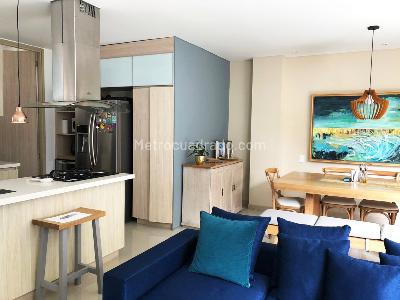 Casa de 3 alcobas en venta en Envigado, Envigado, 235 m² · foto 4 de 14