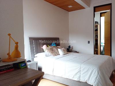 Casa de 4 alcobas en venta en Envigado, Envigado, 319 m² · foto 13 de 19