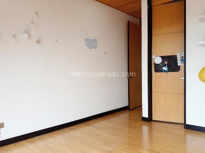 Casa de 4 alcobas en venta en Envigado, Envigado, 319 m² · foto 15 de 19