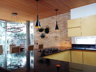 Casa de 4 alcobas en venta en Envigado, Envigado, 319 m² · foto 6 de 19