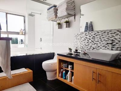 Apartamento en venta en El Poblado, Medellín · foto 12 de 16