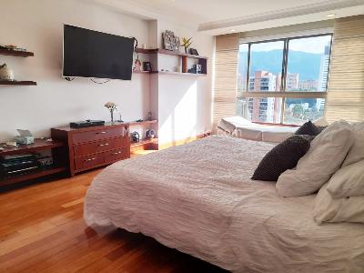 Apartamento en venta en El Poblado, Medellín · foto 7 de 16