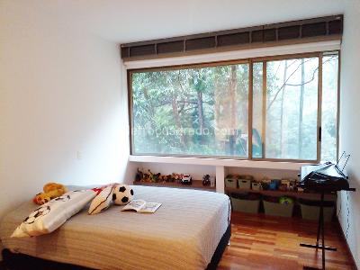 Apartamento de 3 alcobas en venta en El Poblado, Medellín, 318 m² · foto 12 de 18