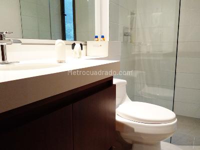 Apartamento de 3 alcobas en venta en El Poblado, Medellín, 318 m² · foto 15 de 18