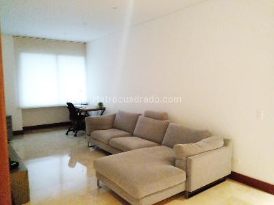 Apartamento de 3 alcobas en venta en El Poblado, Medellín, 318 m² · foto 7 de 18