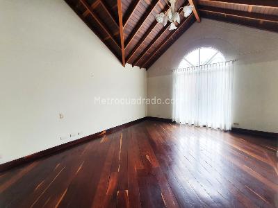 Casa de 3 alcobas en venta en El Poblado, Medellín, 336 m² · foto 5 de 16